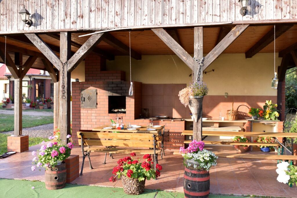 Integracja w domu z basenem na Mazurach